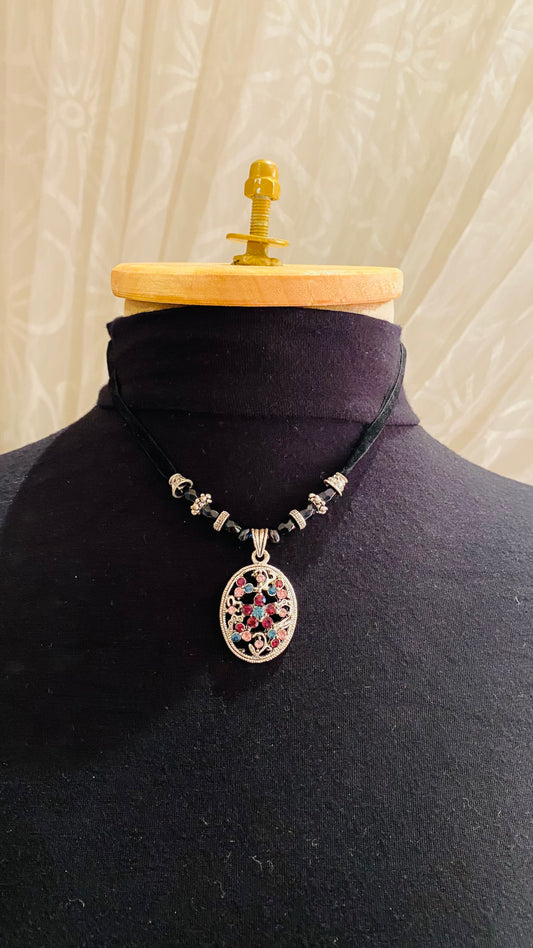 Youth Necklaces Collection