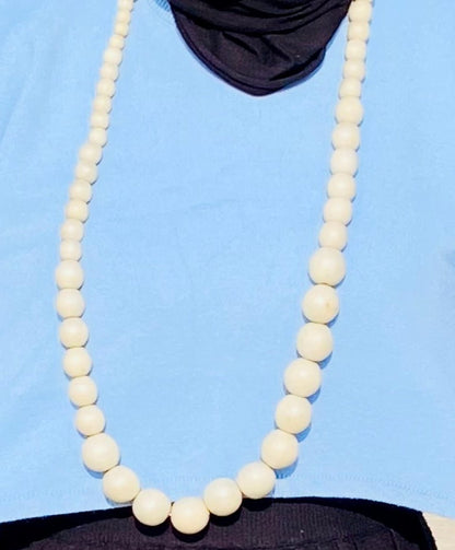 Baige Pearls Necklace